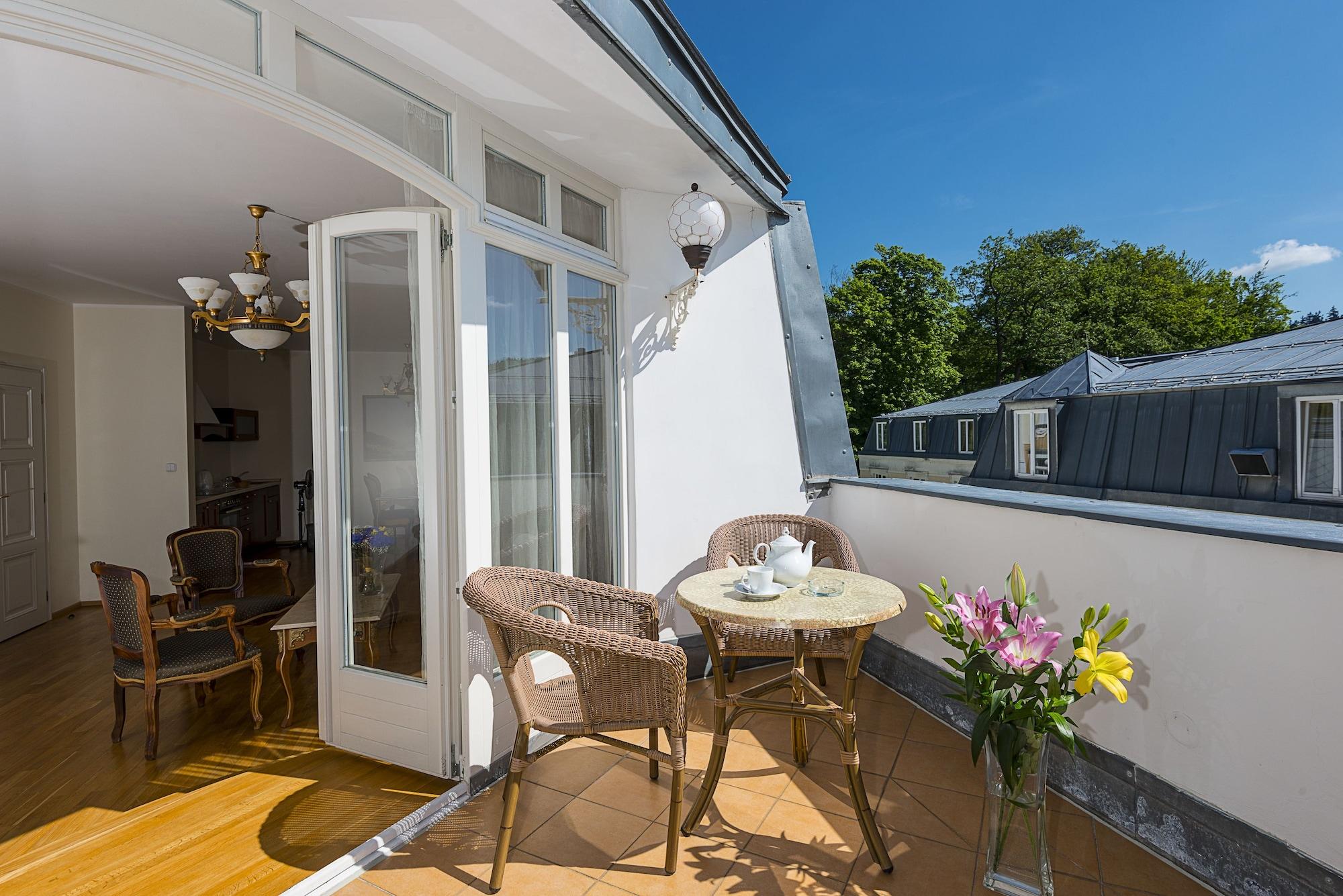 Residence Romanza Marianske Lazne Bagian luar foto