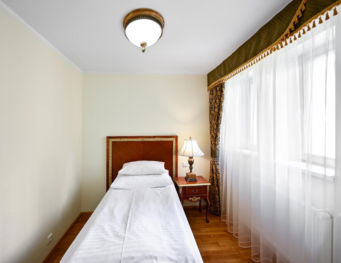 Residence Romanza Marianske Lazne Bagian luar foto