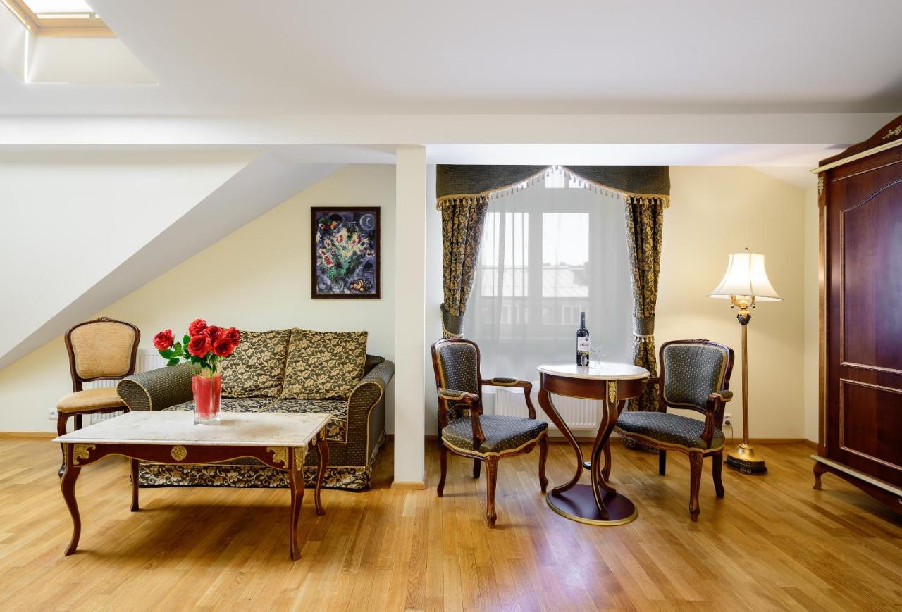 Residence Romanza Marianske Lazne Bagian luar foto