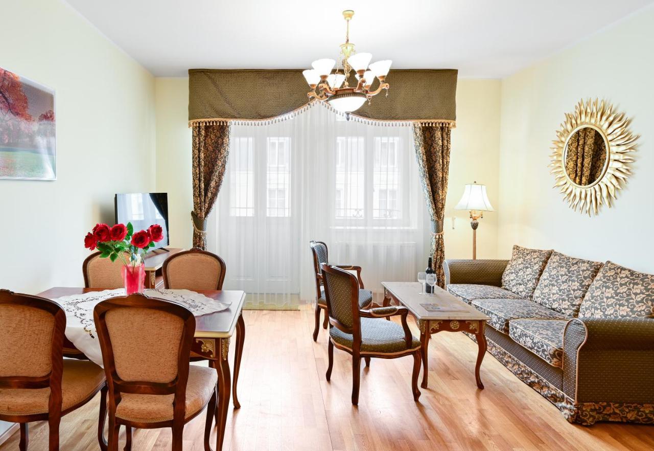 Residence Romanza Marianske Lazne Bagian luar foto