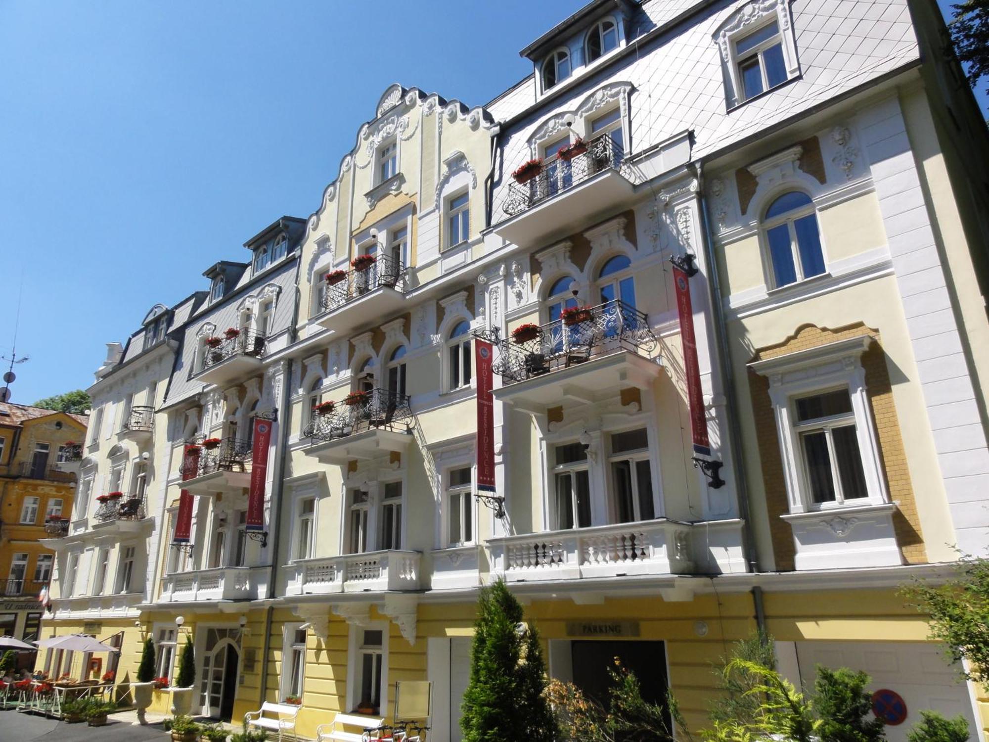 Residence Romanza Marianske Lazne Bagian luar foto