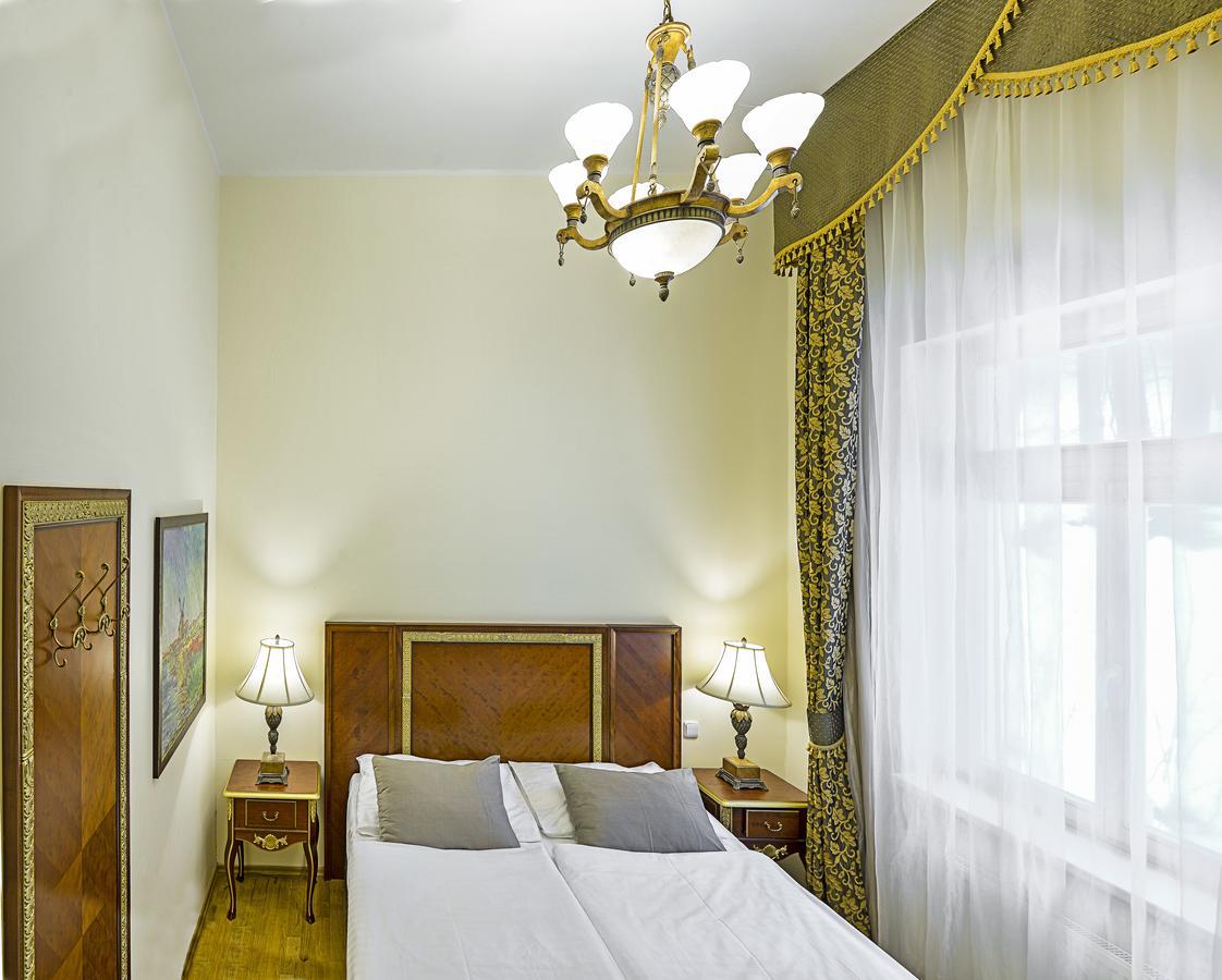 Residence Romanza Marianske Lazne Bagian luar foto